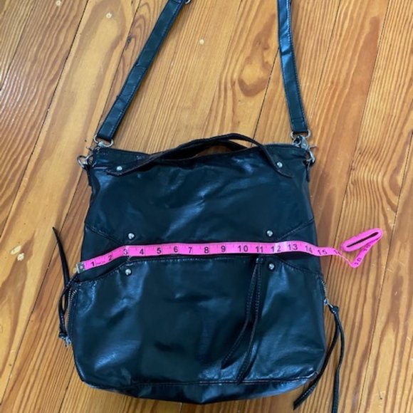 Medium/large size black purse - Picture 7 of 9